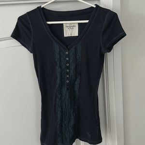 Abercrombie & Fitch top size m